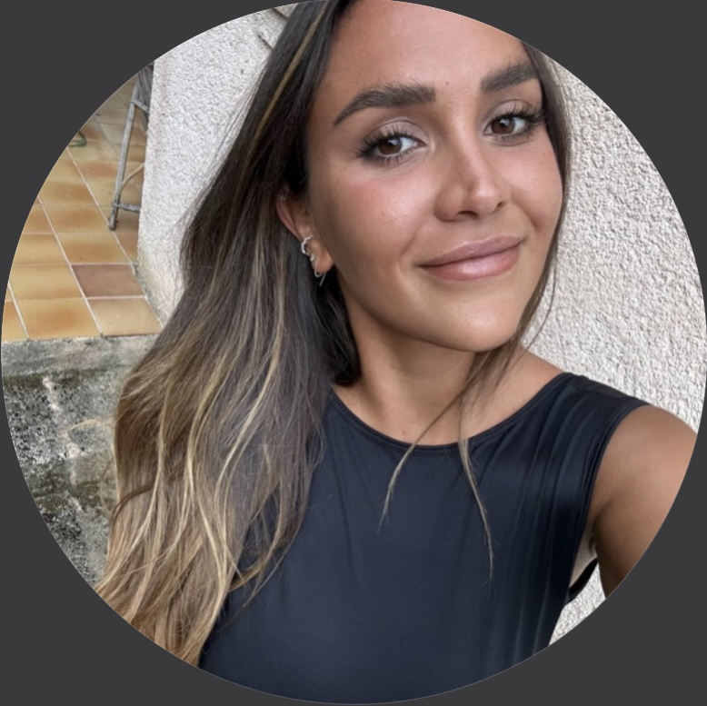 Nina C.